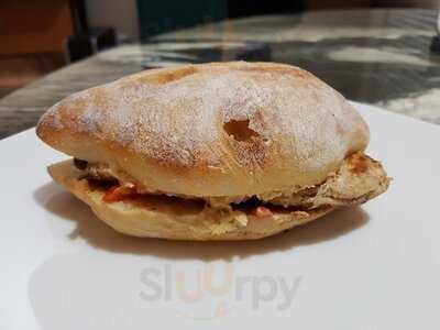 Nando's Surrey Strawberry Hill