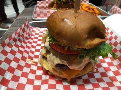 Gladiator Burger & Steak