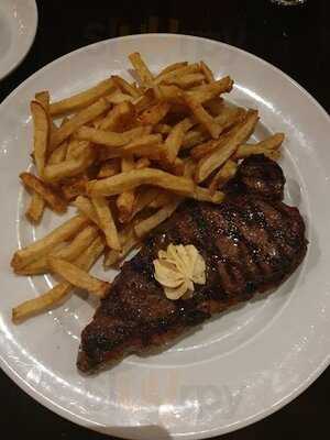 Le Papillon On Front