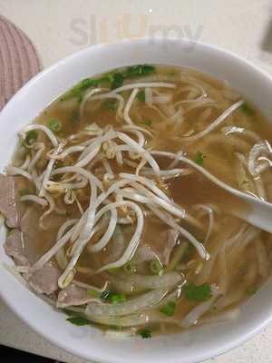 Basil On Pho Vietnamese Restaurant