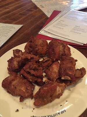 Earls Calgary Barlow Trail