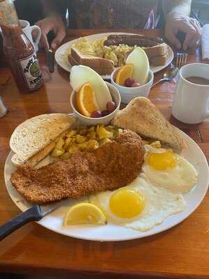 Tasty Tom's On Whyte