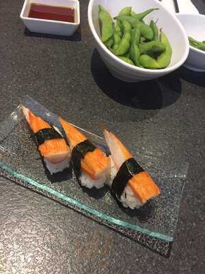 Moon Sushi