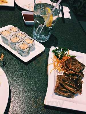 Moon Sushi