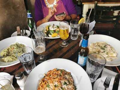 Wienstein & Gavino's