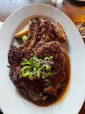 Wienstein & Gavino's