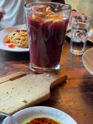 Wienstein & Gavino's