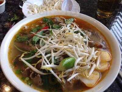 Quynh Vietnamese Cuisine Ltd