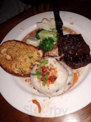 Brewsters Brewing Company & Restaurant