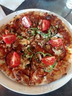 Brewsters Brewing Company & Restaurant