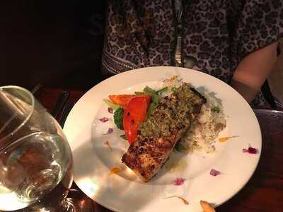 The Irish Embassy Pub And Grill