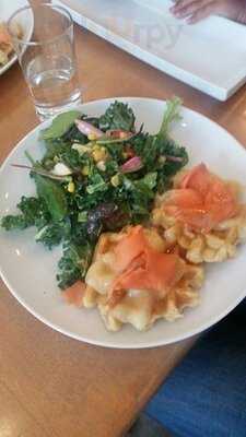 Les Mechants Moineaux