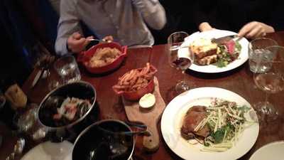 Le Parc Brasserie And Cafe