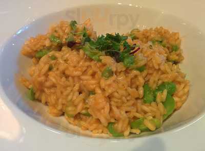 Le Parc Brasserie And Cafe