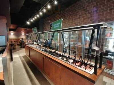 Mongo's Grill Kenaston