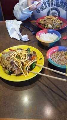 Mongo's Grill Kenaston