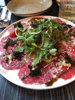 Monsieur Restaurant + Bar