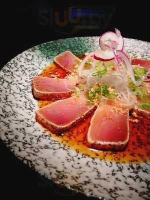 Ta-ke Sushi Japanese Restaurant