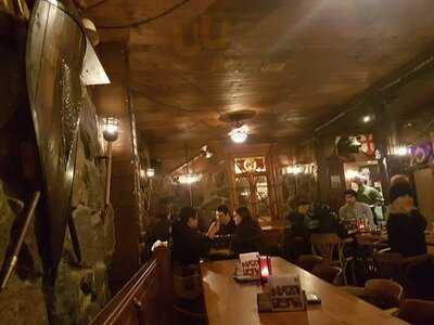 Auberge Du Dragon Rouge