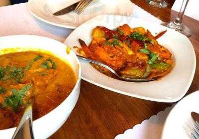 Mia's Indian Cuisine-st. Laurent