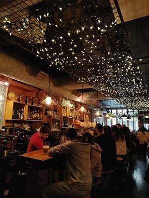 Insomnia Restaurant And Lounge