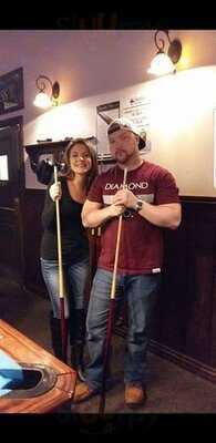 White Hart Pub And Grill