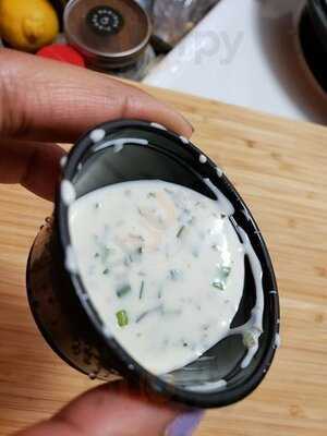 White Hart Pub And Grill