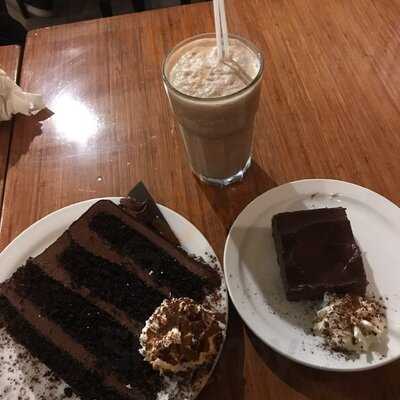 Oh So Good Desserts & Coffee House