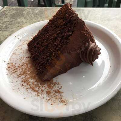 Oh So Good Desserts & Coffee House