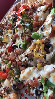 Omega Pizza And Wings