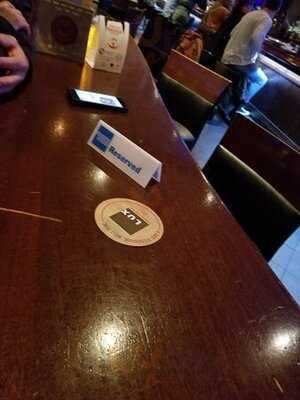 Lux Steakhouse And Bar