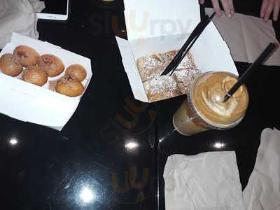 Loukoumania Cafe