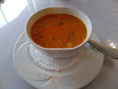 Mia's Indian Cuisine