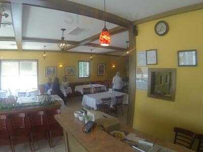 Mia's Indian Cuisine