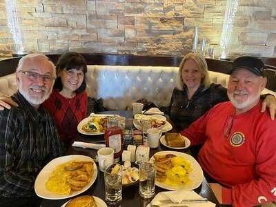 Delicious Steakhouse