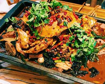 Happy Tree House Bbq