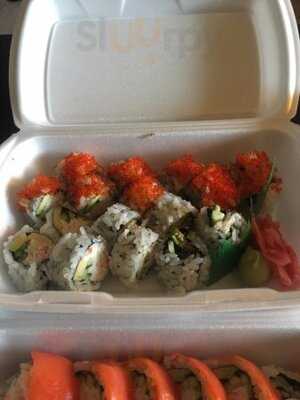 Mo Mo Japanese & Korean Restaurant