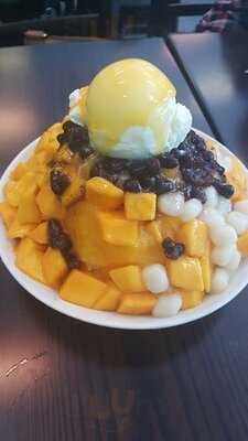 Cherry Fruit Juice & Icy Bar