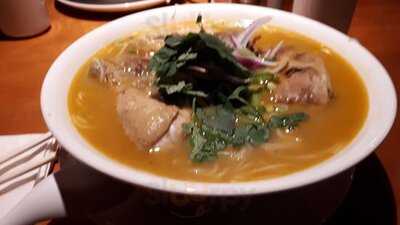 Golden Elephant Vietnamese & Thai Cuisine