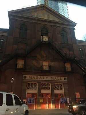 Fran's Restaurant And Bar