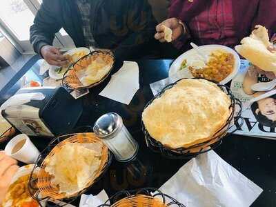 Lahori Sweets & Restaurant