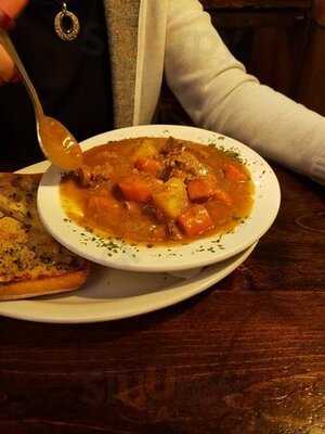 Ye Olde Orchard Pub & Grill