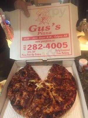 Gus's Cafe & Pizzeria