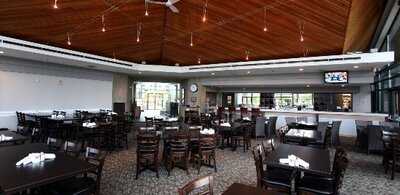 Lakeside Grill At Mayfair Lakes