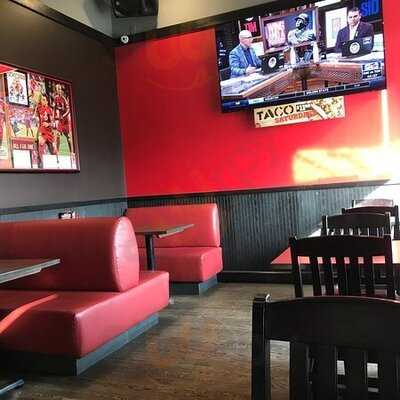 St. Louis Bar & Grill