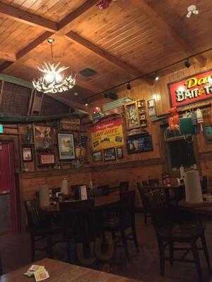 Famous Dave's Bar-b-que