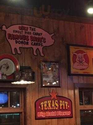 Famous Dave's Bar-b-que