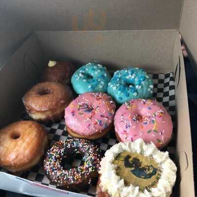 Daddy O Doughnuts And British Baked Goods