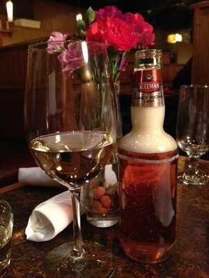 D-jay's & Ichabod's Food & Drink