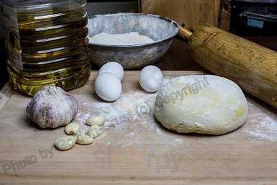 Golden Crust Pizzeria